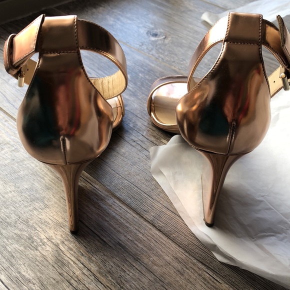 Jimmy Choo Edina Ankle Strap heels rose gold - Picture 14 of 14